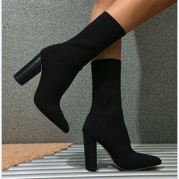 ‼️SALE‼️Steve Madden Sienna Olive Green Pointed Toe Block Wooden Heel Boots 9 - Picture 10 of 10